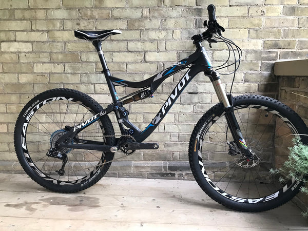 Pivot mach 2024 5.7 carbon